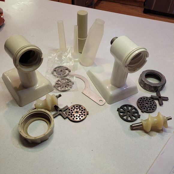 Vtg Oster Sausage Maker Kit For Regency Kitchen Center 2 Grinders W/3 Size... - Picture 3 of 7